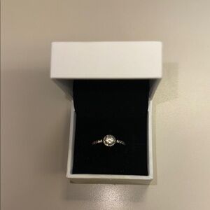 Elegant Silver Ring with Crystal Accents